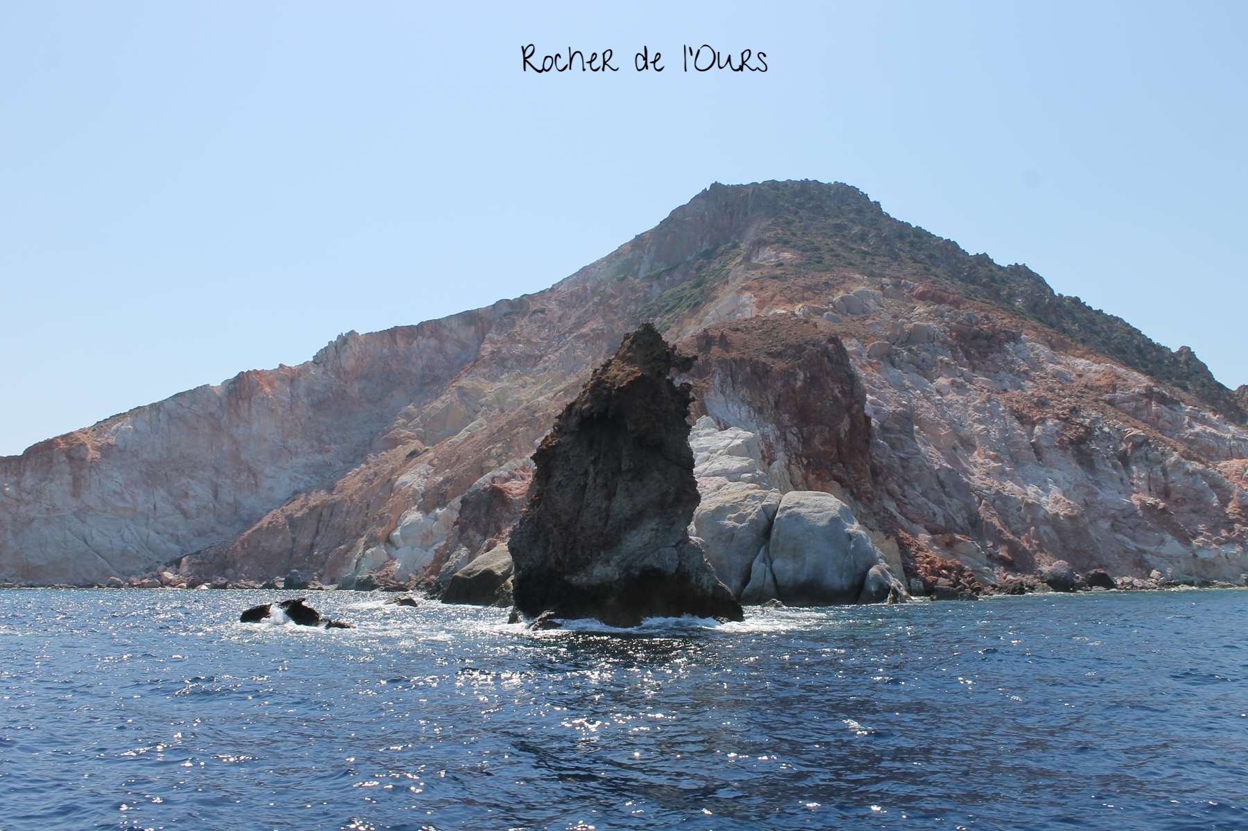 Rocher de l'Ours Milos