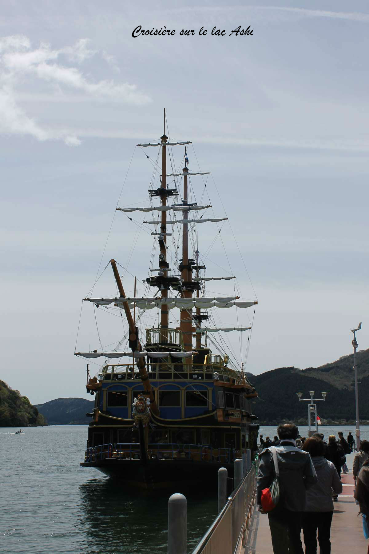 Croisière sur le lac Ashi