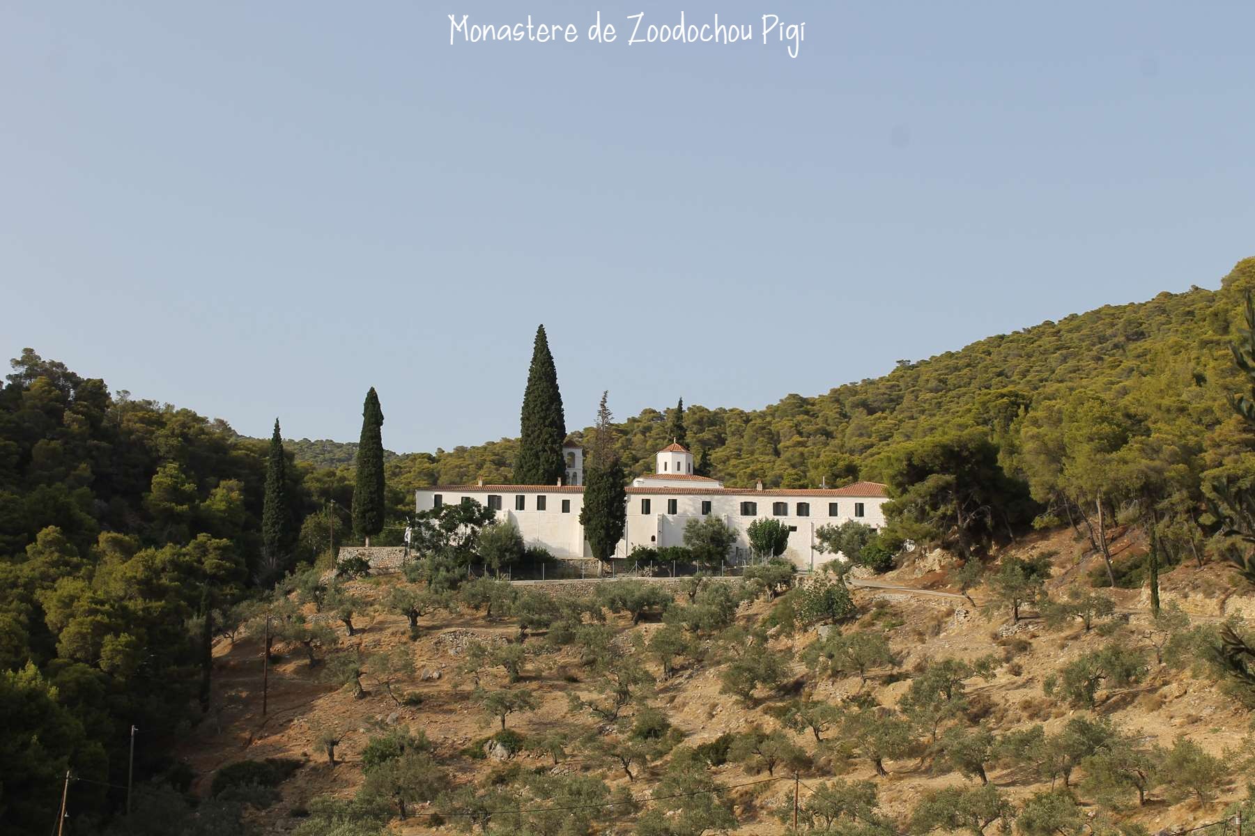 Monastère Zoodochou Pigi Poros