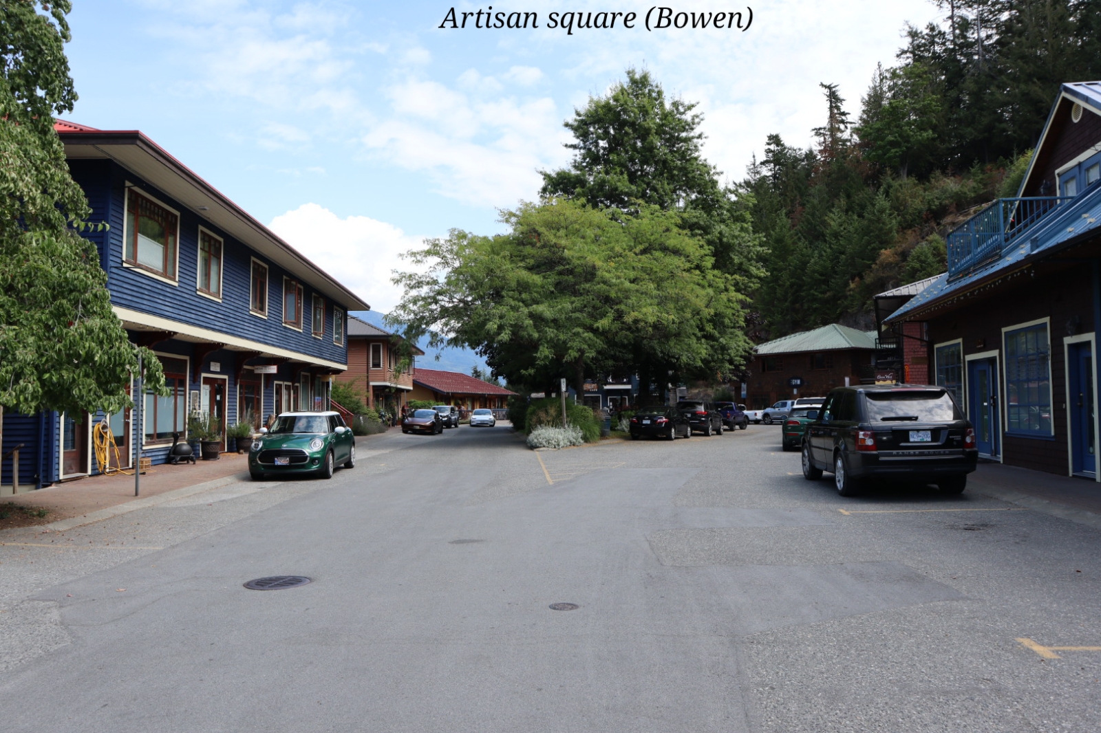 Artisan square Bowen Canada