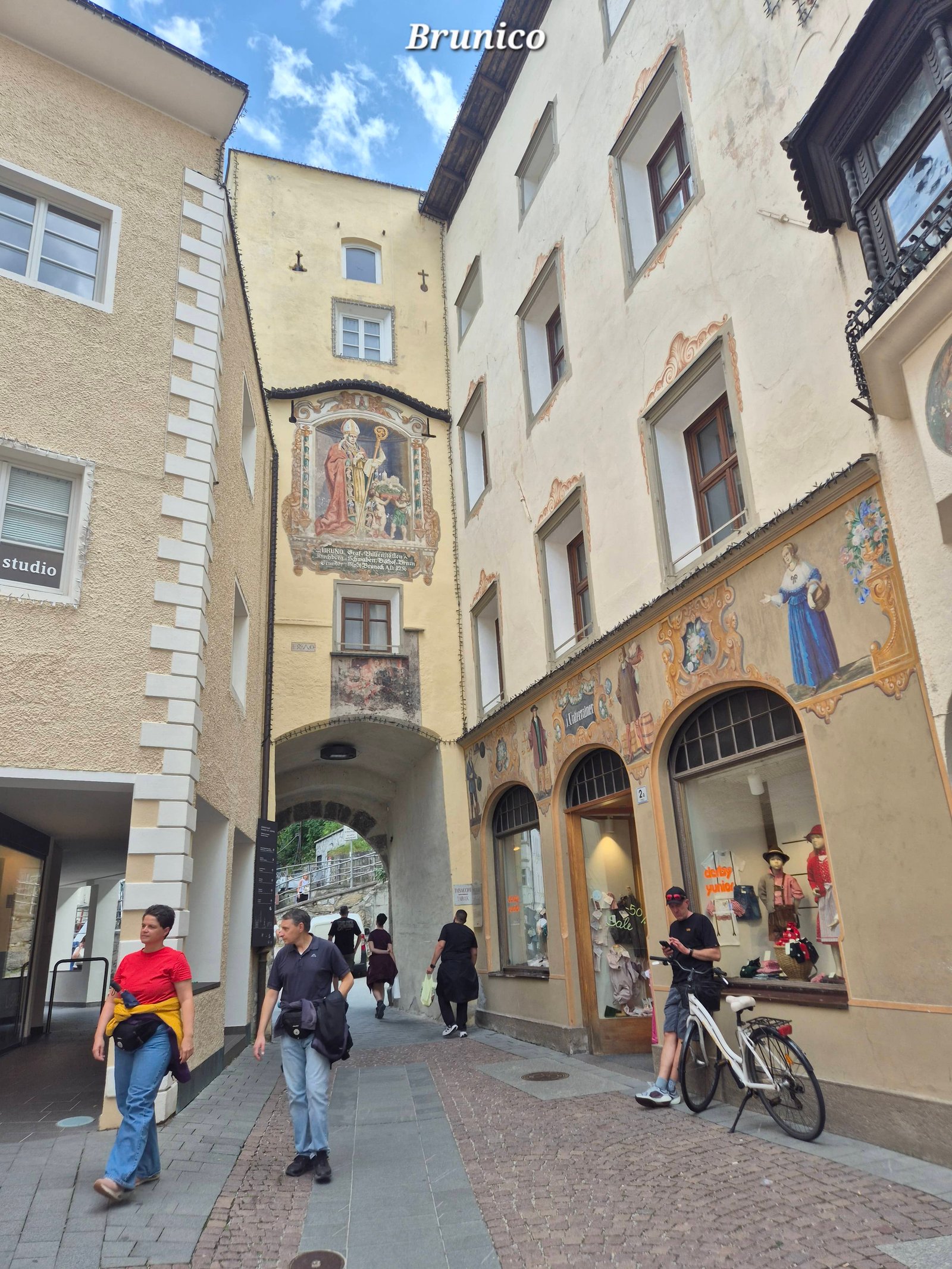 Brunico 6