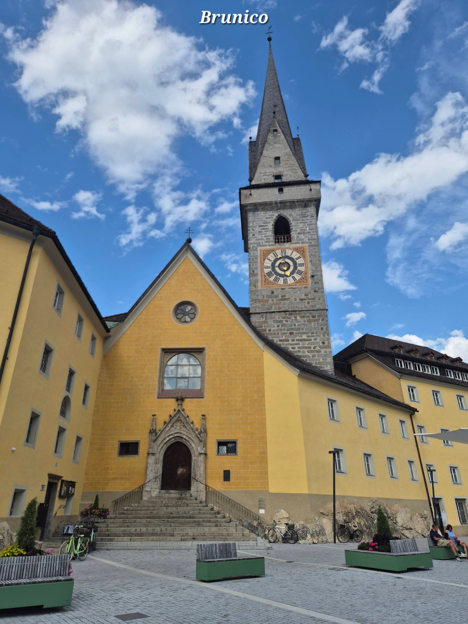 Brunico 8
