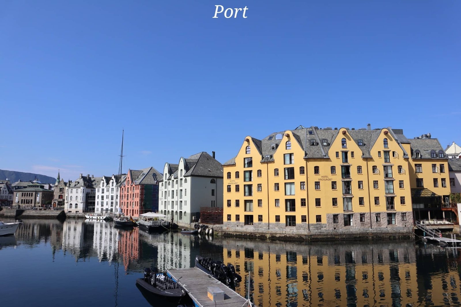 Alesund - port - centre - ville - voyage - Norvège