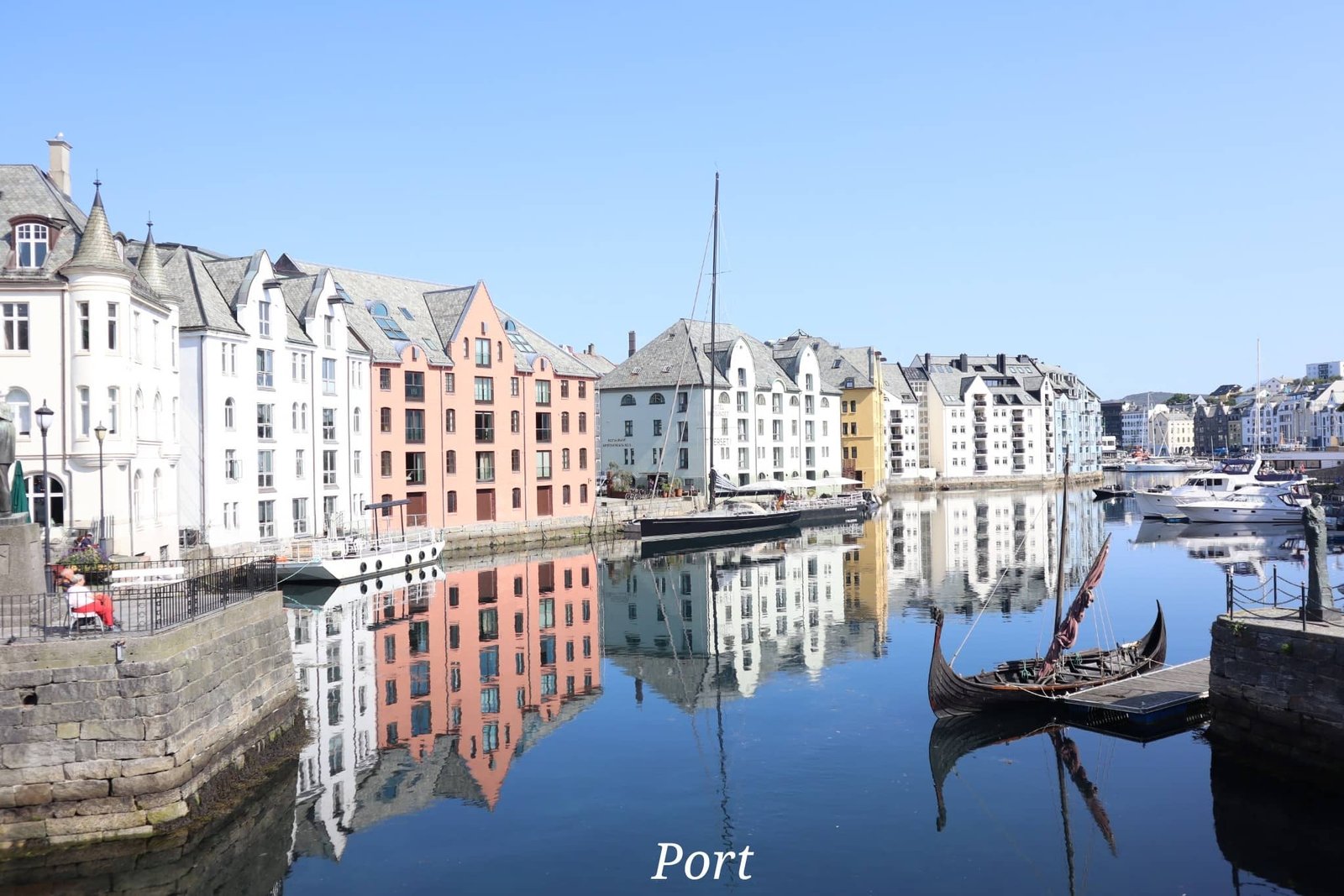 Alesund - port - centre - ville - voyage - Norvège