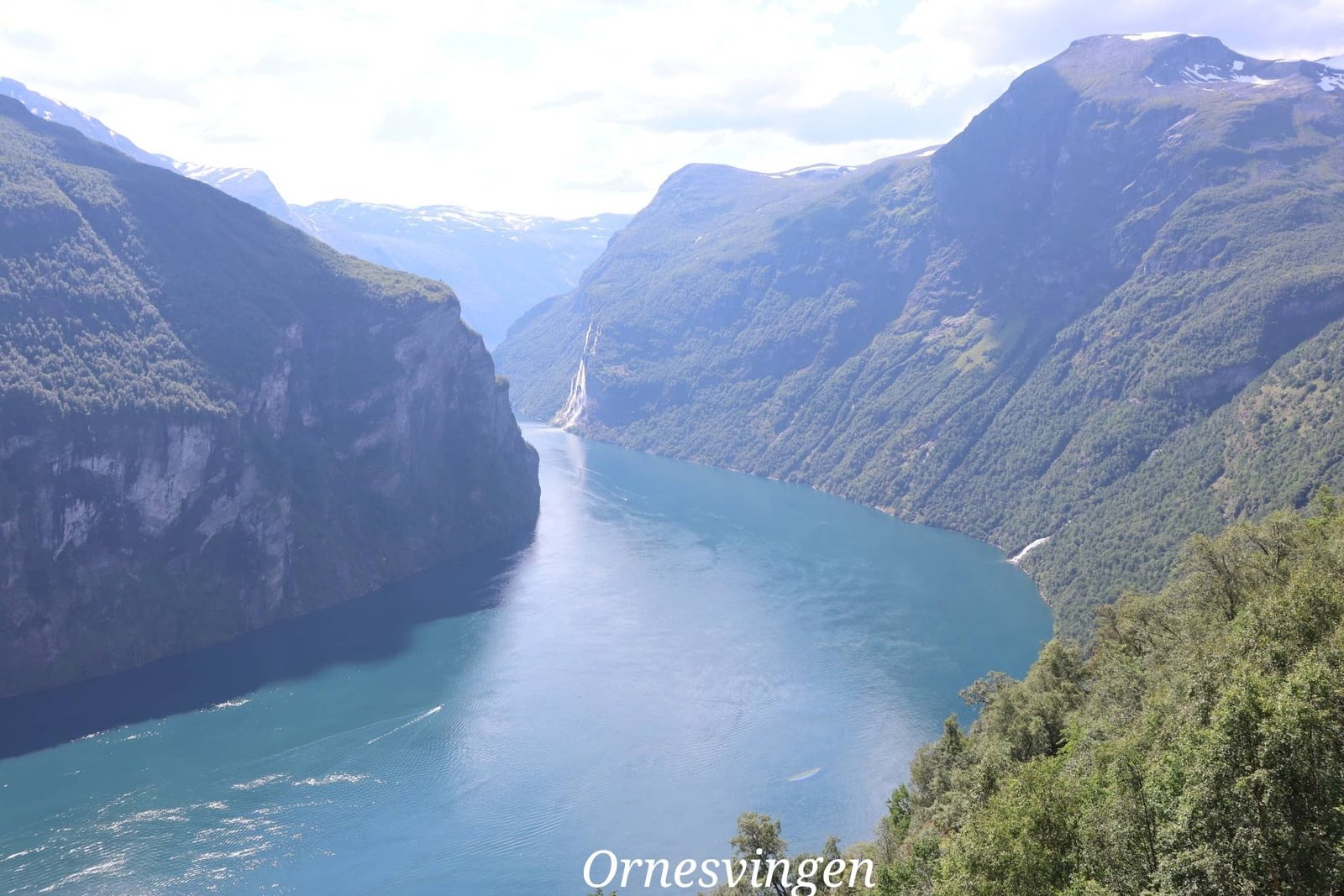 Geiranger - fjord - montagnes - Ornesvingen - voyage - Norvège