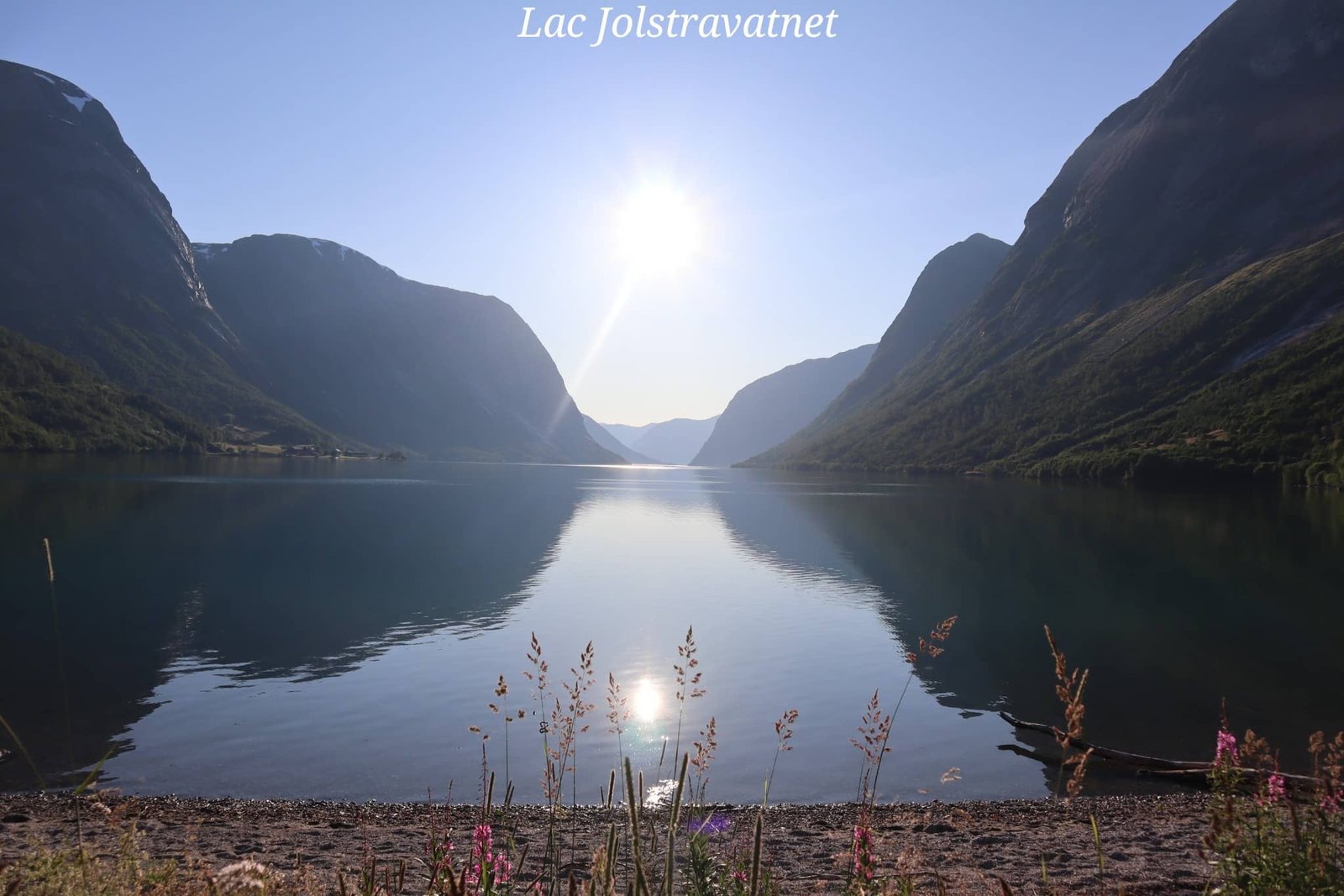Lac Jolstravatnet - montagnes - voyage - Norvège