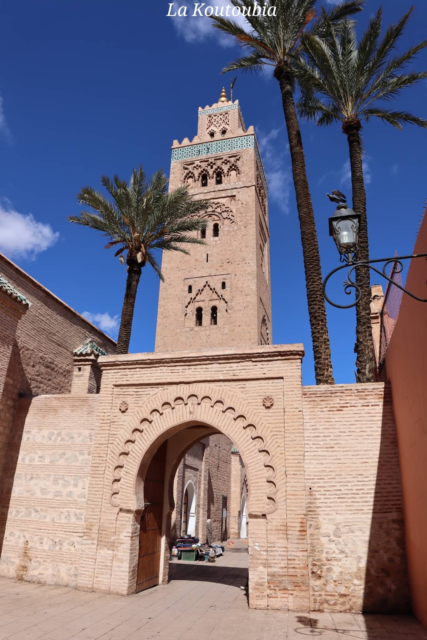 Marrakech - la Koutoubia - porte - minaret - voyage